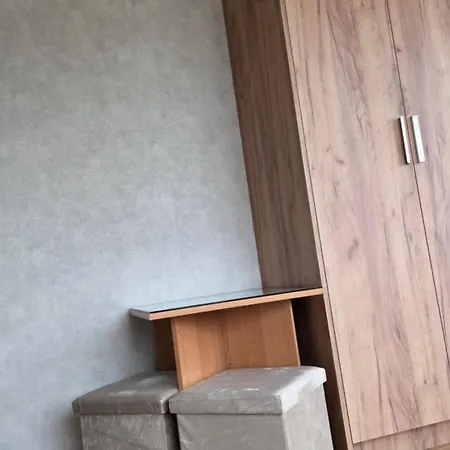 Kasztanowa 2 Lägenhet